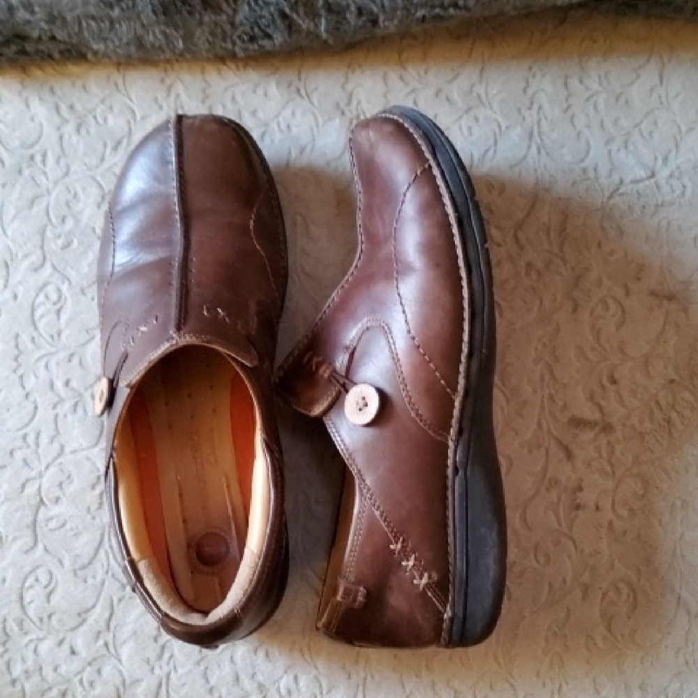 Clarks Brown Leather Women's Loafers